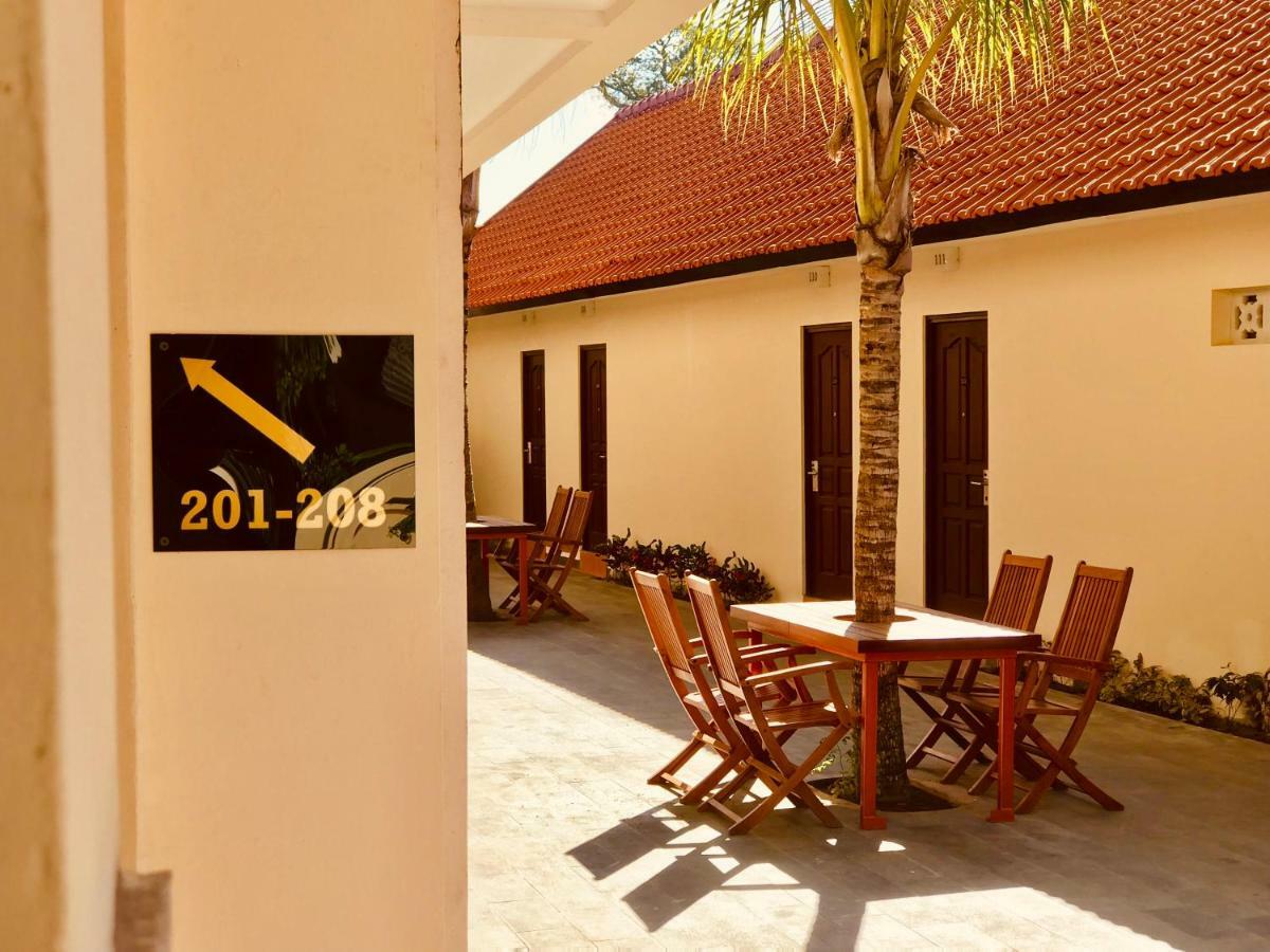 Hotel Familytel Bali Kuta Selatan Exterior foto