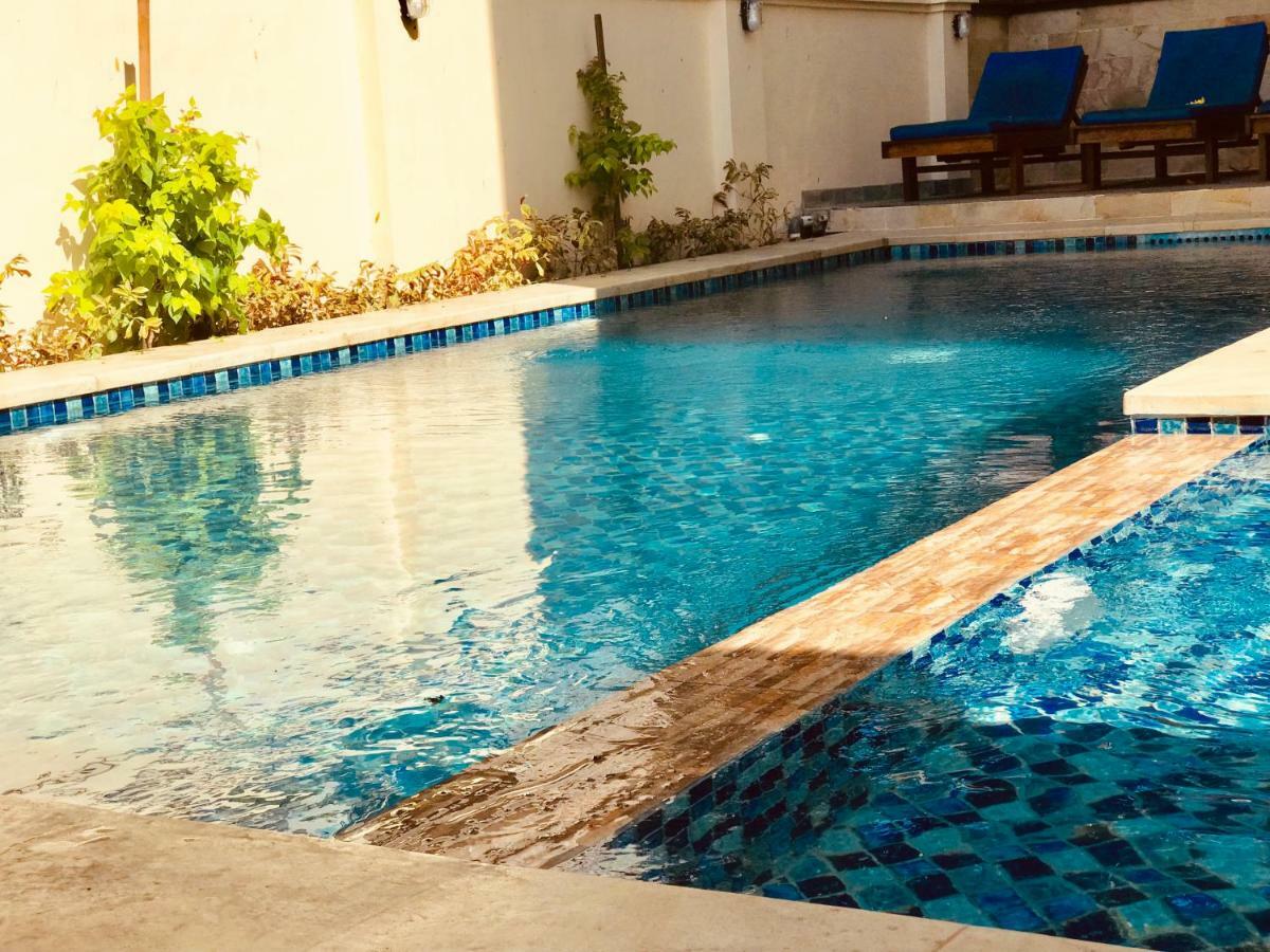 Hotel Familytel Bali Kuta Selatan Exterior foto